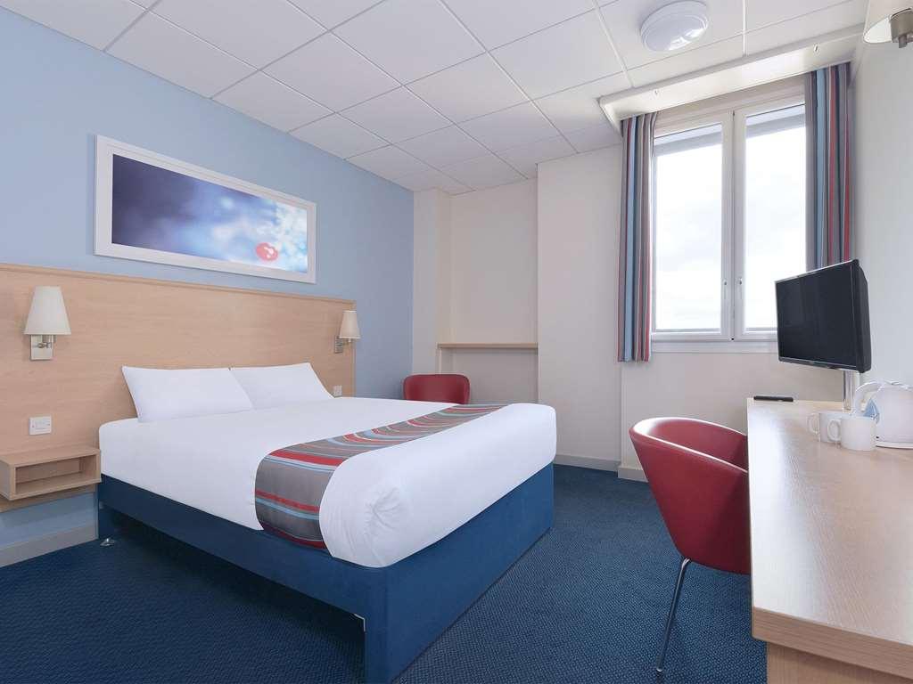 Travelodge Halifax Pokój zdjęcie